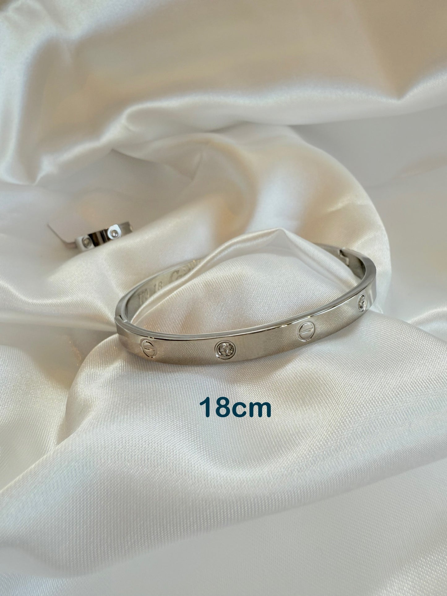 BANGLE COLLECTION