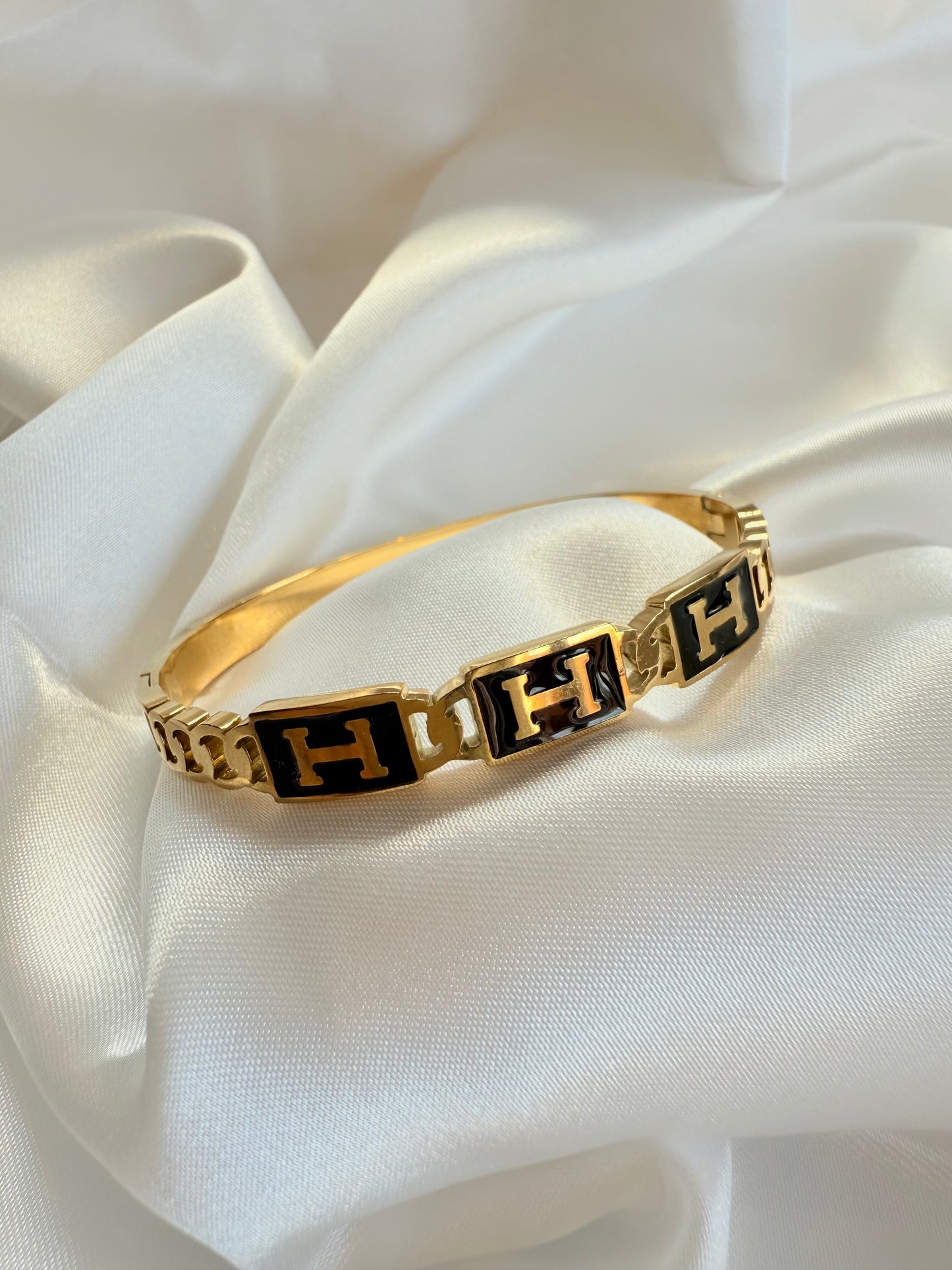 BANGLE COLLECTION